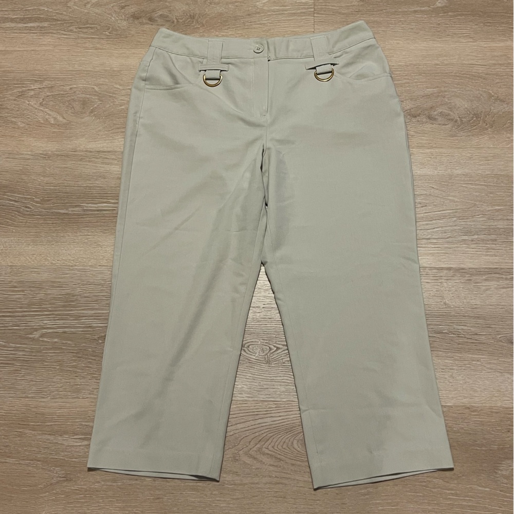 Larry Levine Women’s Capri  Khaki Pants Size 10 Business‎ Casual Formal Office